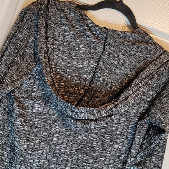 Juicy Couture Blouse With Attached Tank Top - Picture 7 of 10